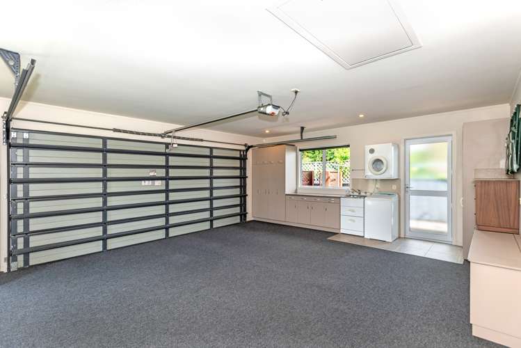 694 Gladstone Road Te Hapara_14