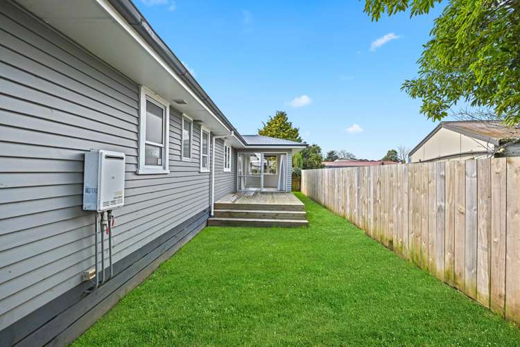 92a Bruce Avenue Glenview_17