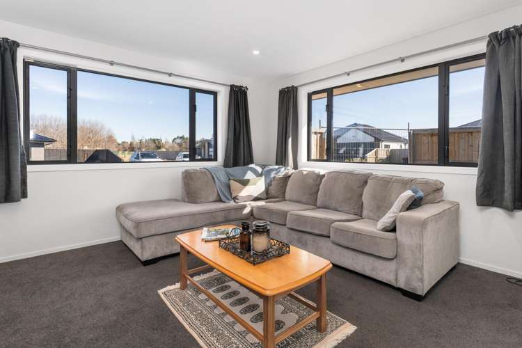 4 Mehrtens Crescent Woodend_10