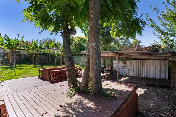 81 Onewa Road Northcote_15