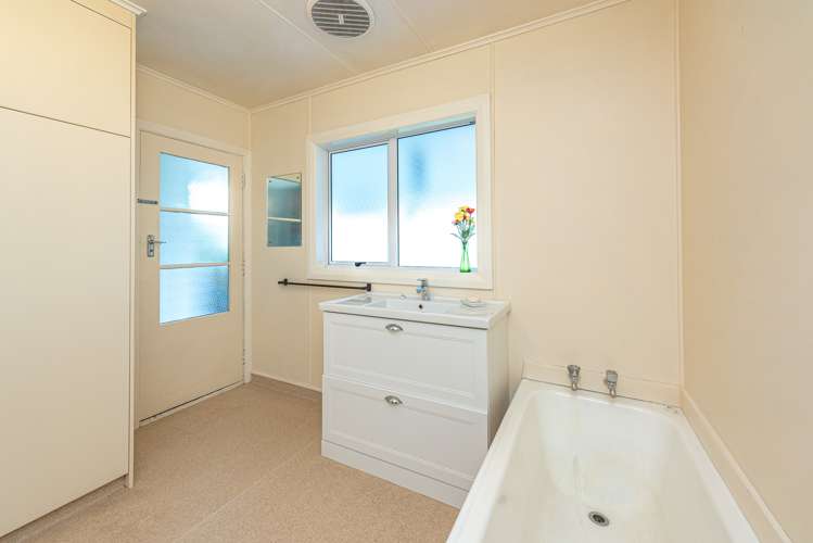 27 Devon Road Springvale_20