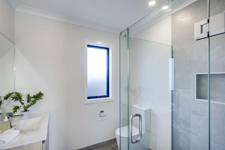 7 Monowai Street Poraiti_11