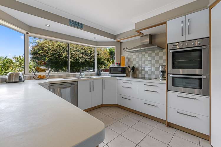 5 Athena Grove Papamoa_14