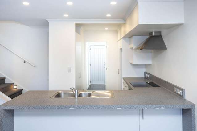 1D Charlemont Street Whitiora_4