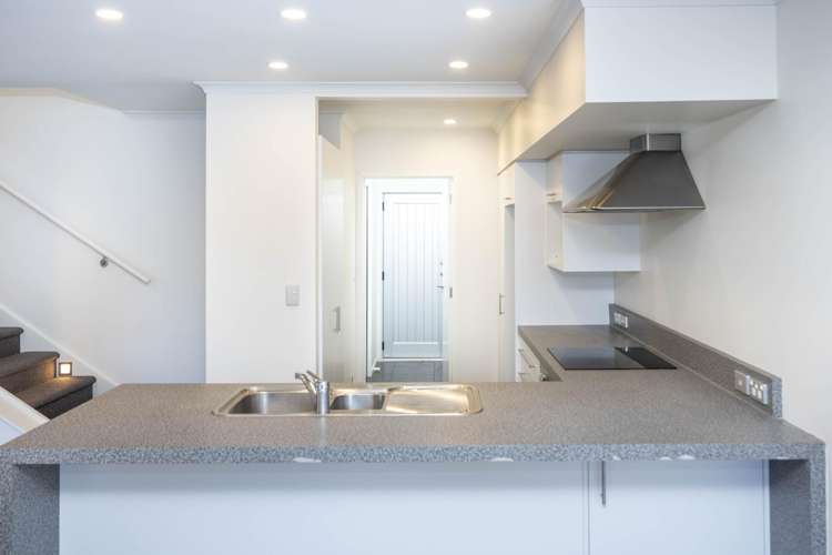 1D Charlemont Street Whitiora_4