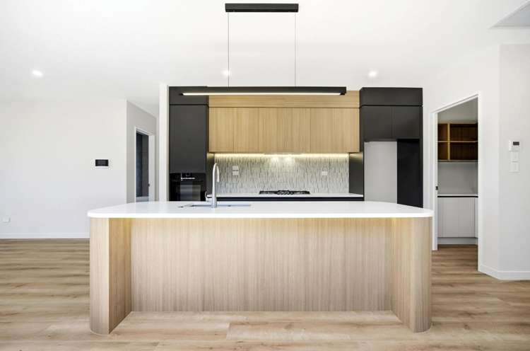 76 Huanui Drive Orewa_6