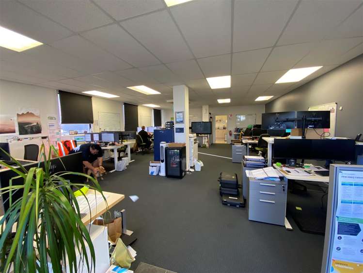 Rear Part Of 86 The Boulevard Te Rapa_1