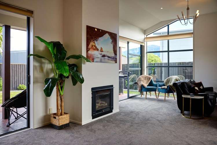 11 McRae Gardens Kaikoura Flat_2