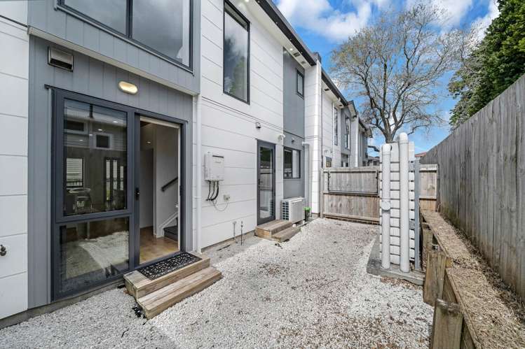64B Landscape Road Papatoetoe_12