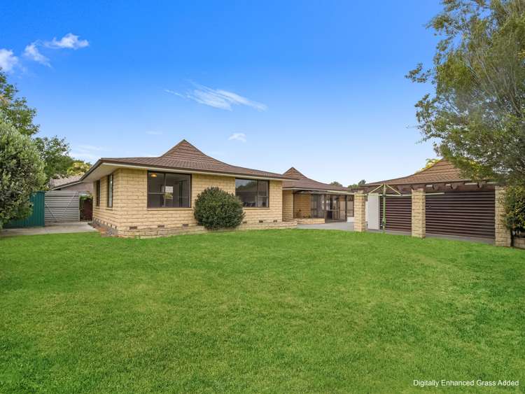 49 Yellowstone Crescent Burwood_2