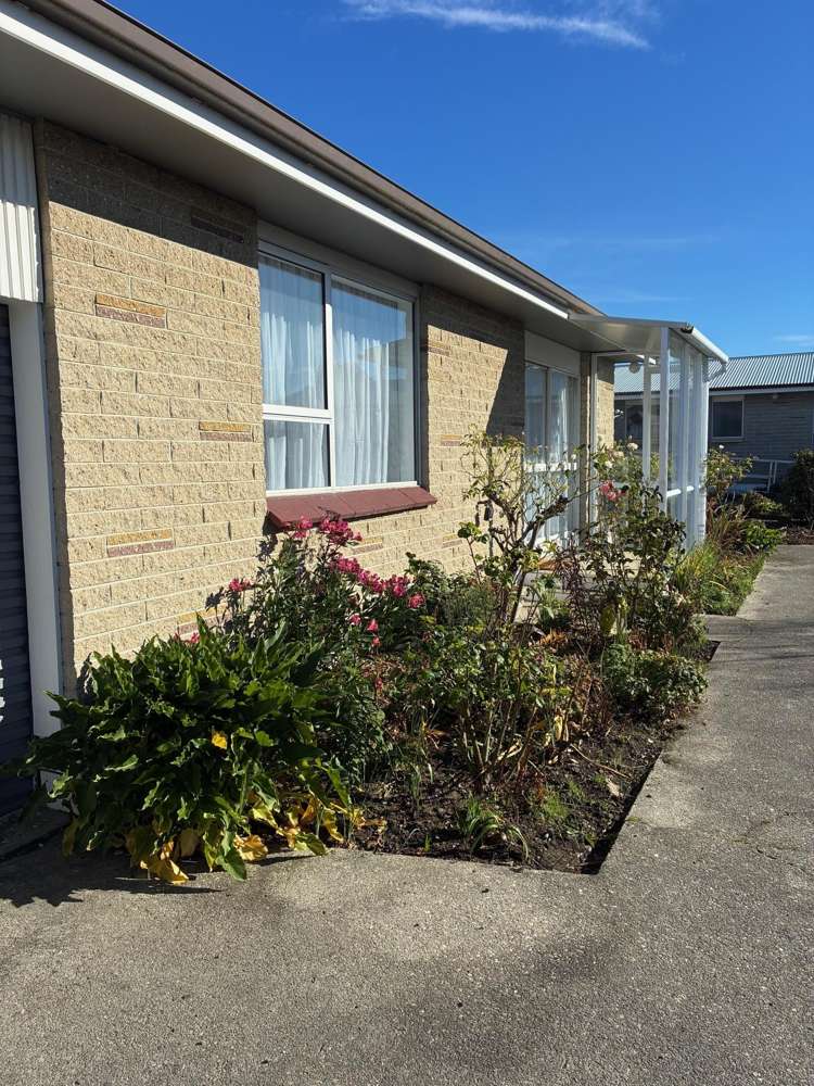 2/12 Chaucer Street Milton_11