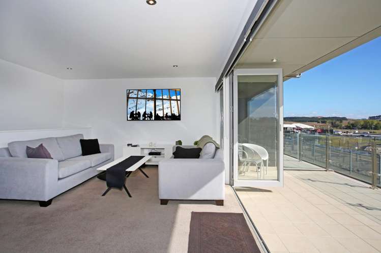 103/20 Hampton Downs Road Hampton Downs_5