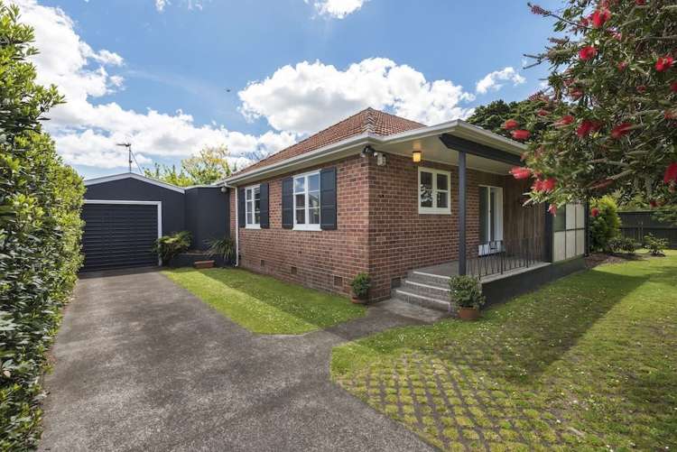 7 Kiwitea Street Sandringham_17