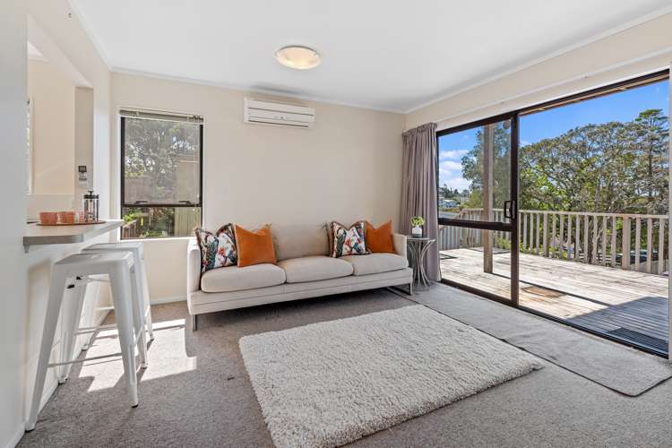 852 Beach Road Waiake_20