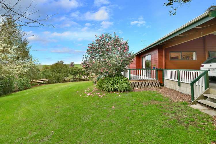 73 Sharon Road Waitoki_6