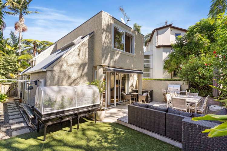 6A Sarsfield Street 1685_14