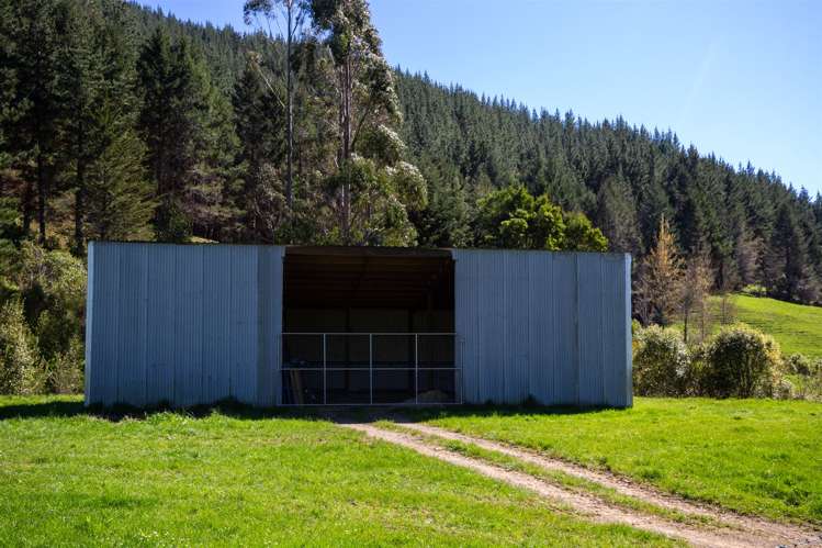 312 Lud Valley Road Hira_46