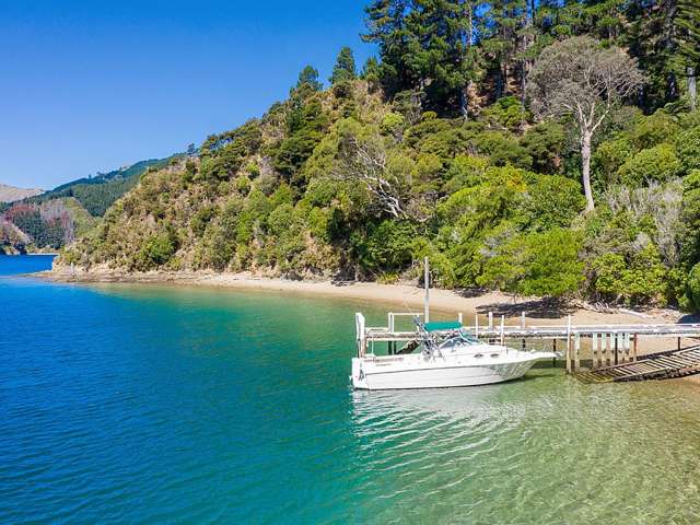 Ahitarakihi Bay Queen Charlotte Sound_2