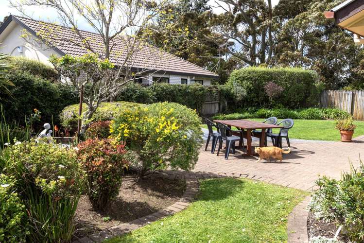 93 Burswood Drive Pakuranga Heights_16