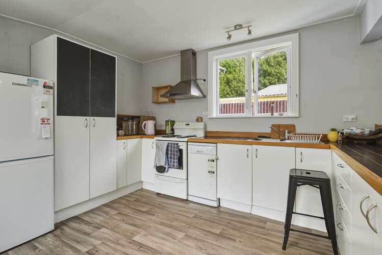 39 Carr Street North East Valley_5