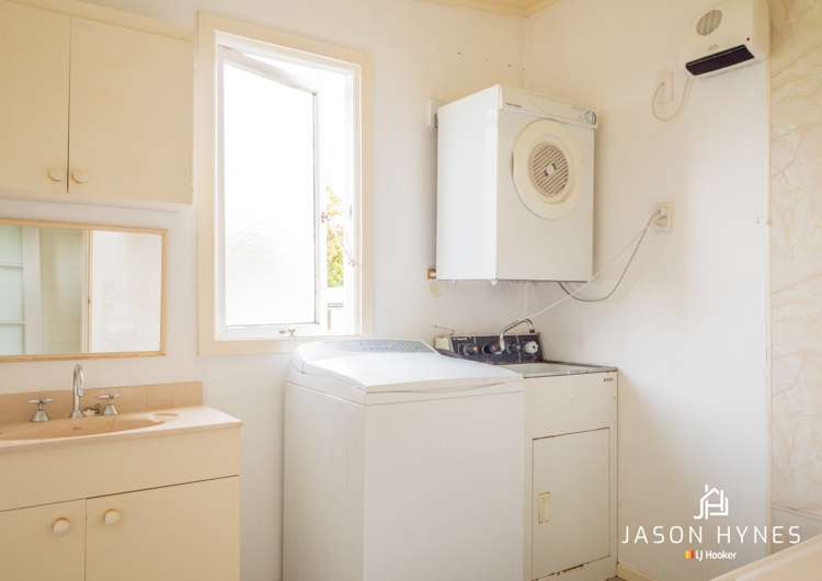 20 Crest Street Tainui_10