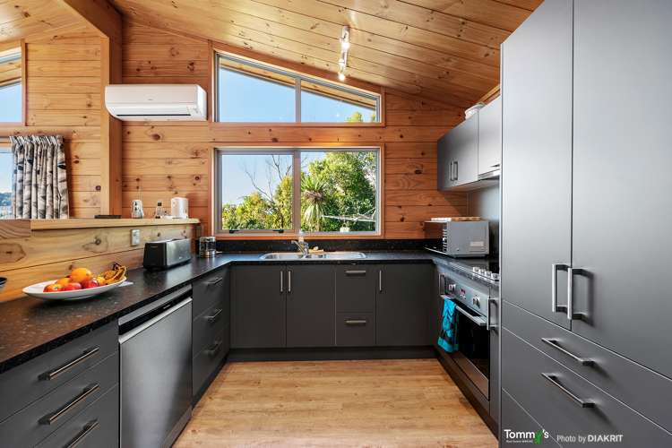 91 Allington Road Karori_5