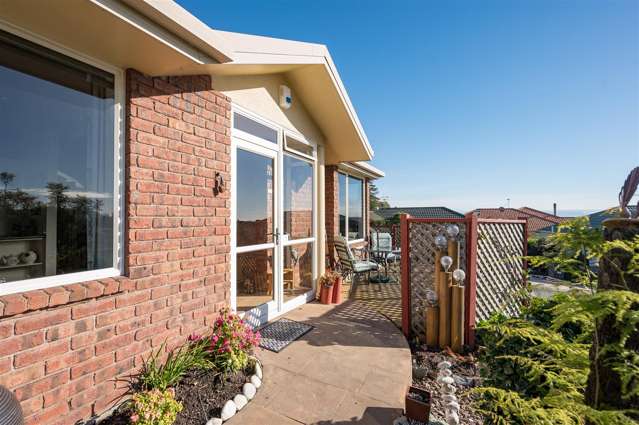 24 Ballard Drive Stoke_1