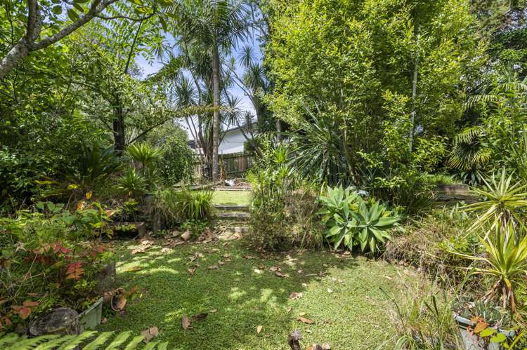 37 Glendale Road Glen Eden_12