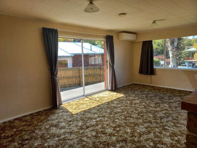 11 Fairbank Avenue Stratford_5