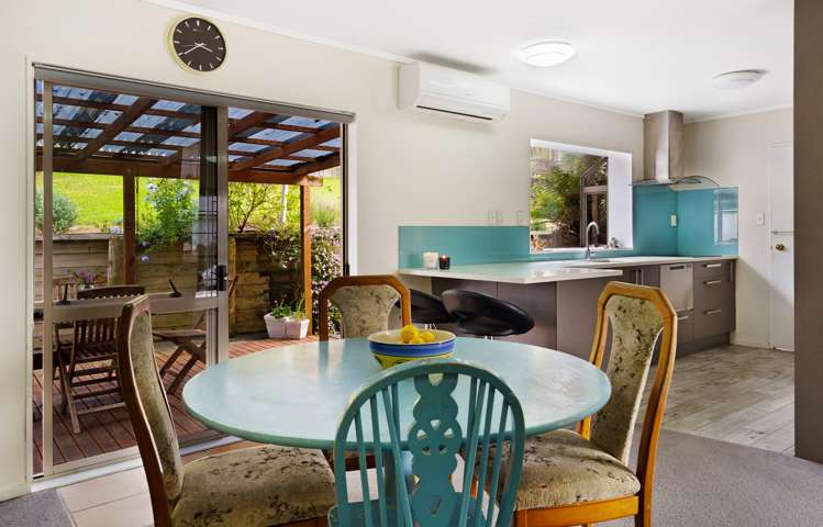 84 Unsworth Drive Unsworth Heights_11