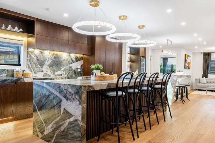 33 & 33B Ballymore Drive Pinehill_7