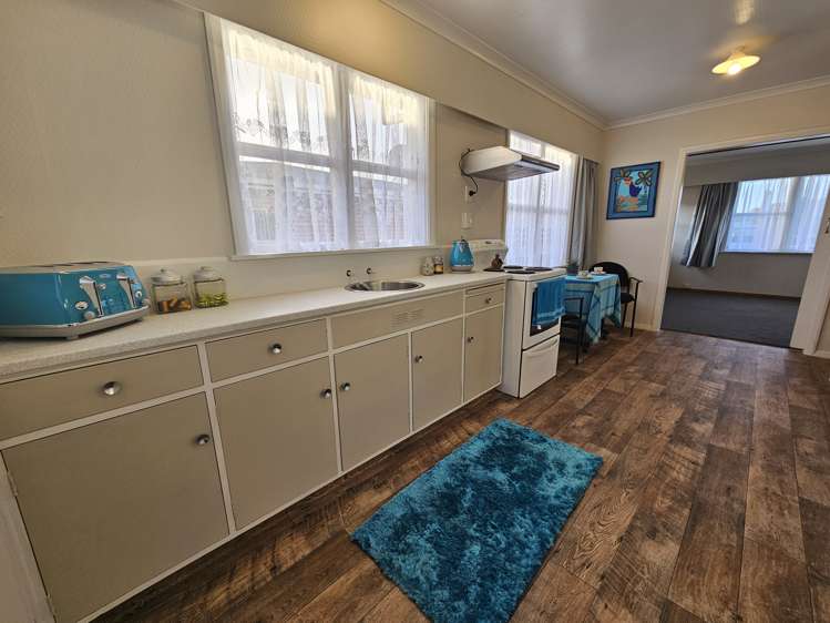 33 Stuckey Street Levin_9