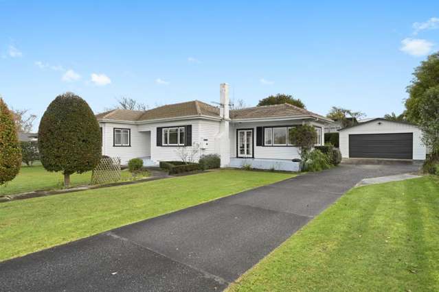 FIRST TIME ON THE MARKET IN 34 YEARS - 1085SQM