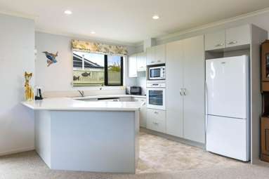 10A Brian Bary Street_4