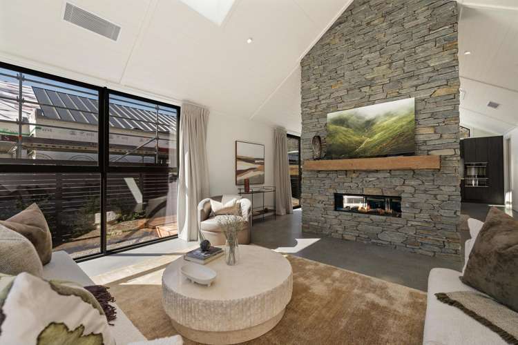 28 Cunninghams Drive Jacks Point_16