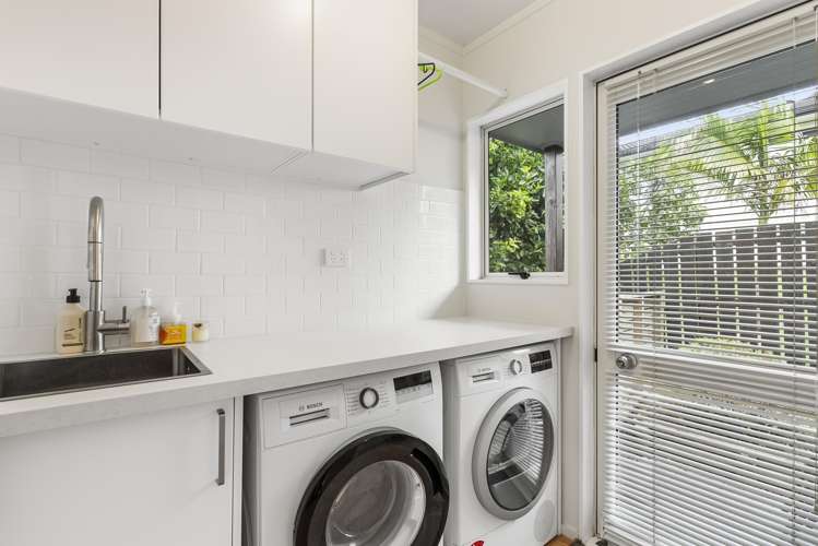 16 Carillon Place Massey_17