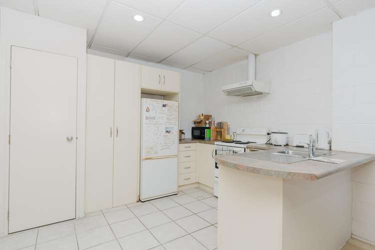 8/110 Alexandra Street Hamilton Central_3