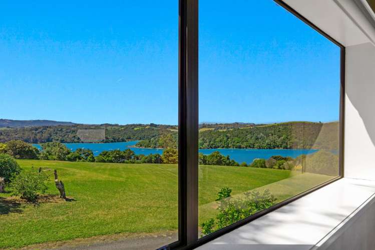 14 Kotare Place Sandspit_14