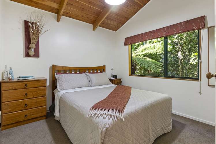 34 Turanga Road Henderson Valley_21