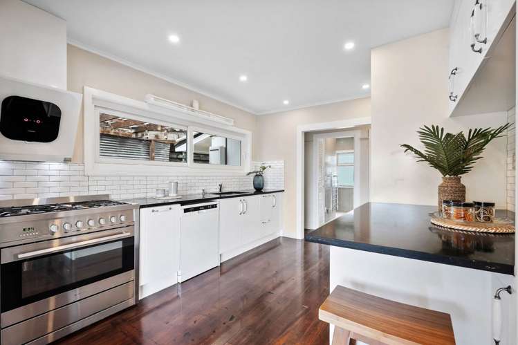 12 Glencoe Road Browns Bay_9