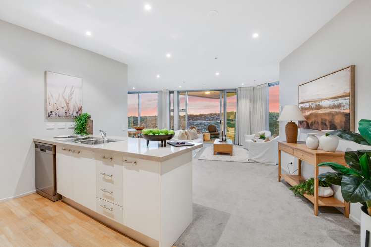 909/11 Tamariki Avenue Orewa_11