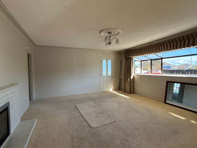 57 Emmett Street Greerton_4