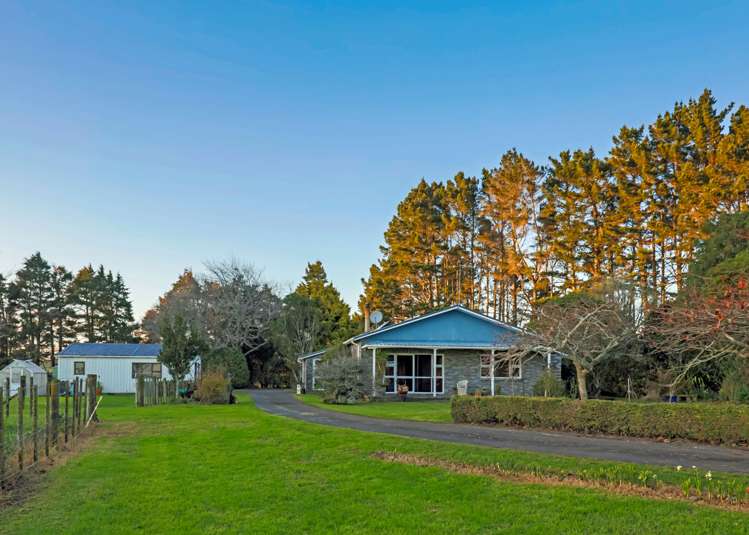 168 Cross Road Lepperton_22