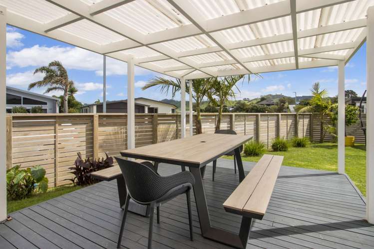 7 Seafoam Place Waihi Beach_2