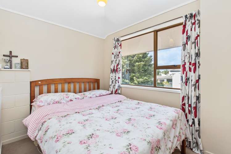 2/3 Glen Road Browns Bay_14