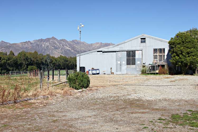 691 Gillespie Road Manapouri_13