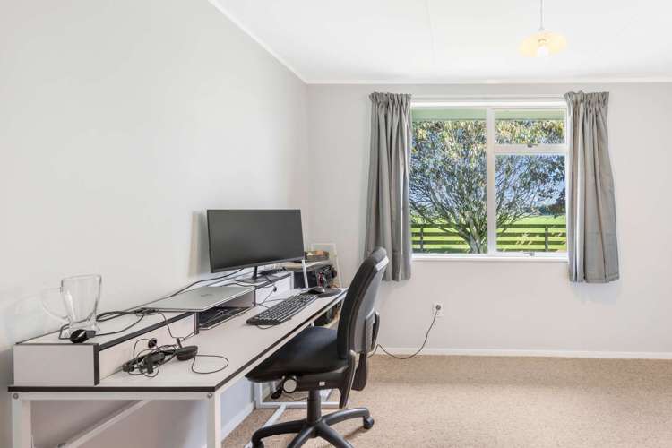 32 Cascade Crescent Westbrook_17