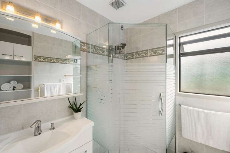 395 Welcome Bay Road Welcome Bay_14