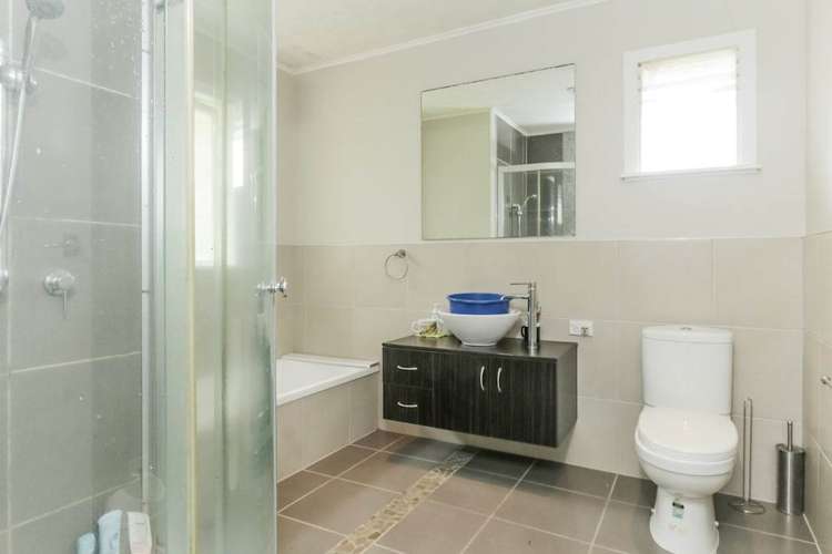 22 Battersby Avenue Mt Roskill_5