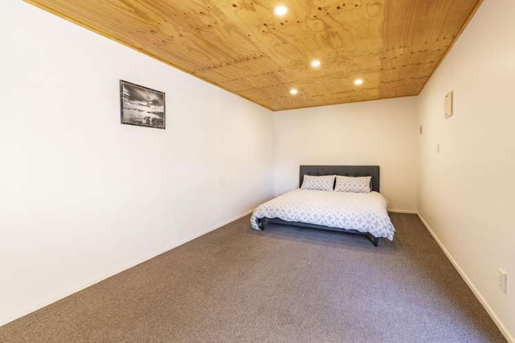 587 Upper Sefton Road Sefton_25